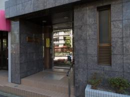 エメラルドマンションⅡ　202号室　≪火災保険料弊社負担＆御引越などで使用頂ける現金10万円≫