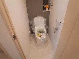 プレジャーガーデン南行徳　4階　《火災保険料弊社負担＆御引越などで使用頂ける現金10万円》