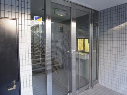 メゾンドール東大島　304号室　《火災保険料弊社負担＆御引越などで使用頂ける現金15万円》　