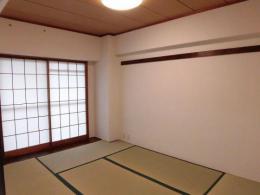 柏ハイライズ　208号室　《火災保険料弊社負担＆御引越などで使用頂ける現金3万円》