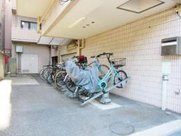 ラ・クール木場　201号室　《火災保険料弊社負担＆御引越などで使用頂ける現金10万円》