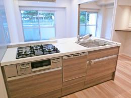 トーカンマンション大島C棟　112号室　《火災保険料弊社負担＆御引越などで使用頂ける現金10万円》