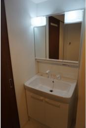 コスモ町屋　603号室　《火災保険料弊社負担＆御引越などで使用頂ける現金10万円》